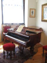 ドヴォルジャーク博物館にあったピアノ