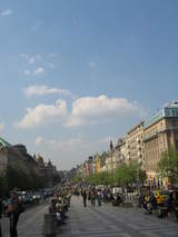 チェコのシャンゼリゼ通り！ヴァーツラフ広場